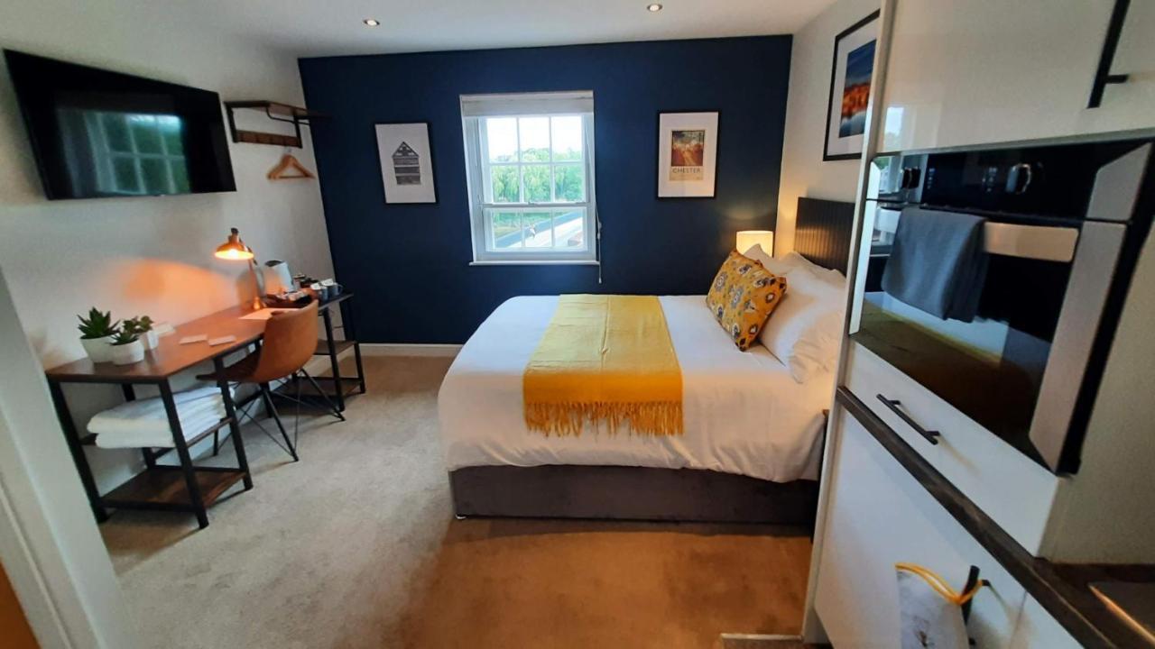 Ferienwohnung Deva Leisure Chester Exterior foto